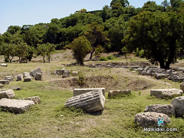 Halkidiki: The ruins of Zeus Ammon temple in Kallithea, Kassandra