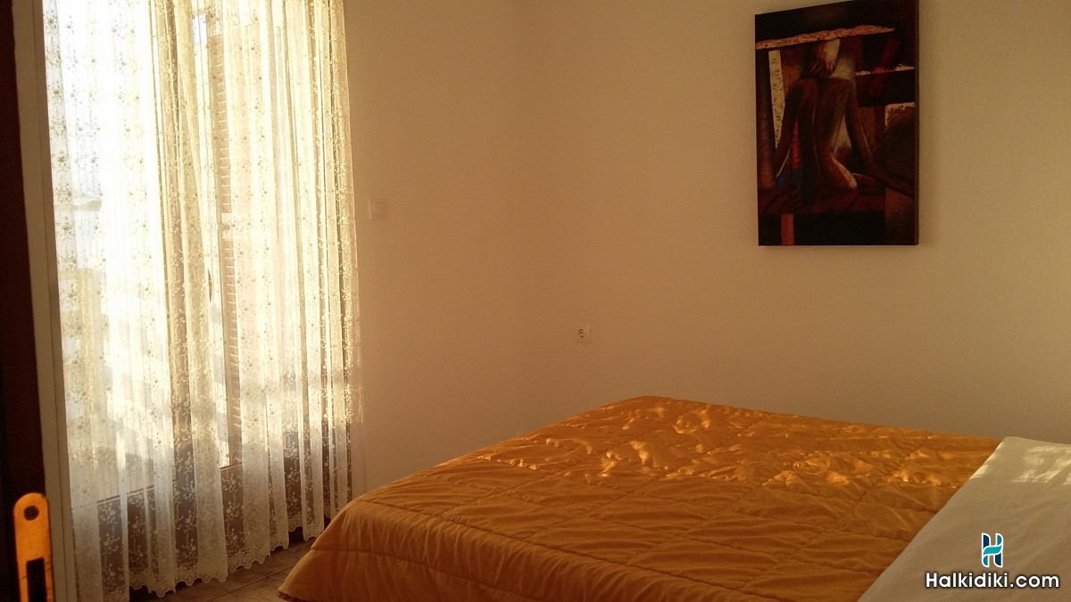 Christaras Apartments, Διαμέρισμα δευτέρου ορόφου Νο7 & No9 (2+2) - 1 διπλό & 2 μονά κρεβάτια.