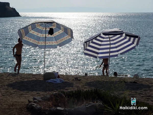 Φωτογραφίες της παραλίας Τορώνη στη Χαλκιδική